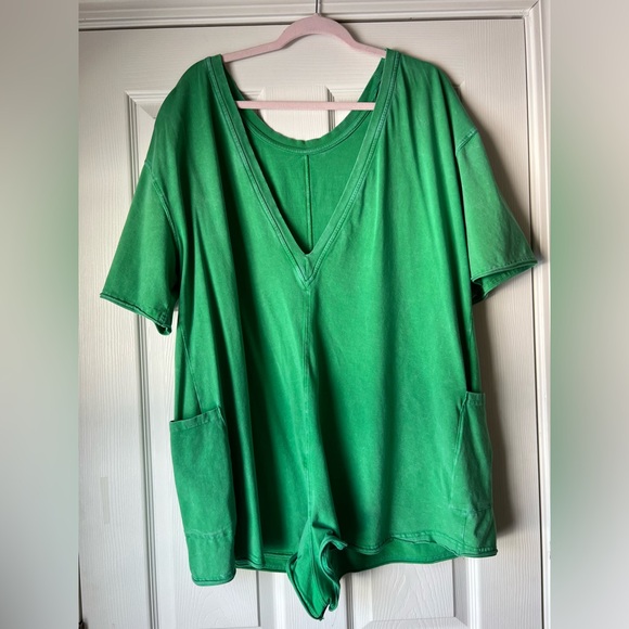 Free People Hot Shot Tee Romper in Green Sheen size Large - Picture 3 of 8